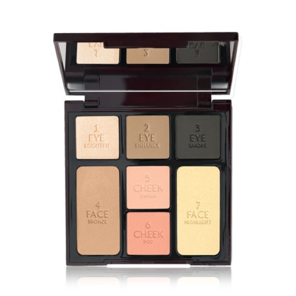 Charlotte Tilbury in Smokey Eye Beauty